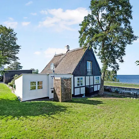 Breathtaking Seaview Holiday home