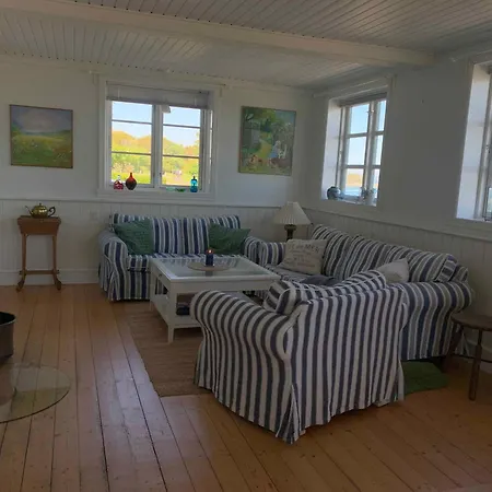 With Breathtaking Sea And Cliff Views * Allinge-Sandvig