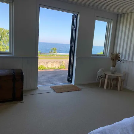 Dom wakacyjny With Breathtaking Sea And Cliff Views Allinge-Sandvig