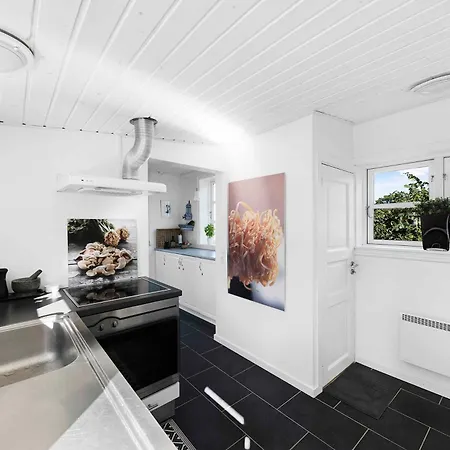 With Breathtaking Sea And Cliff Views 펜션 *