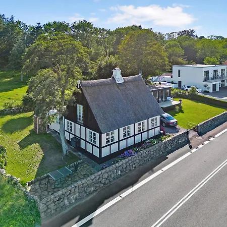 With Breathtaking Sea And Cliff Views Allinge-Sandvig