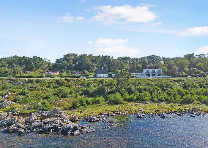 Дом отдыха With Breathtaking Sea And Cliff Views